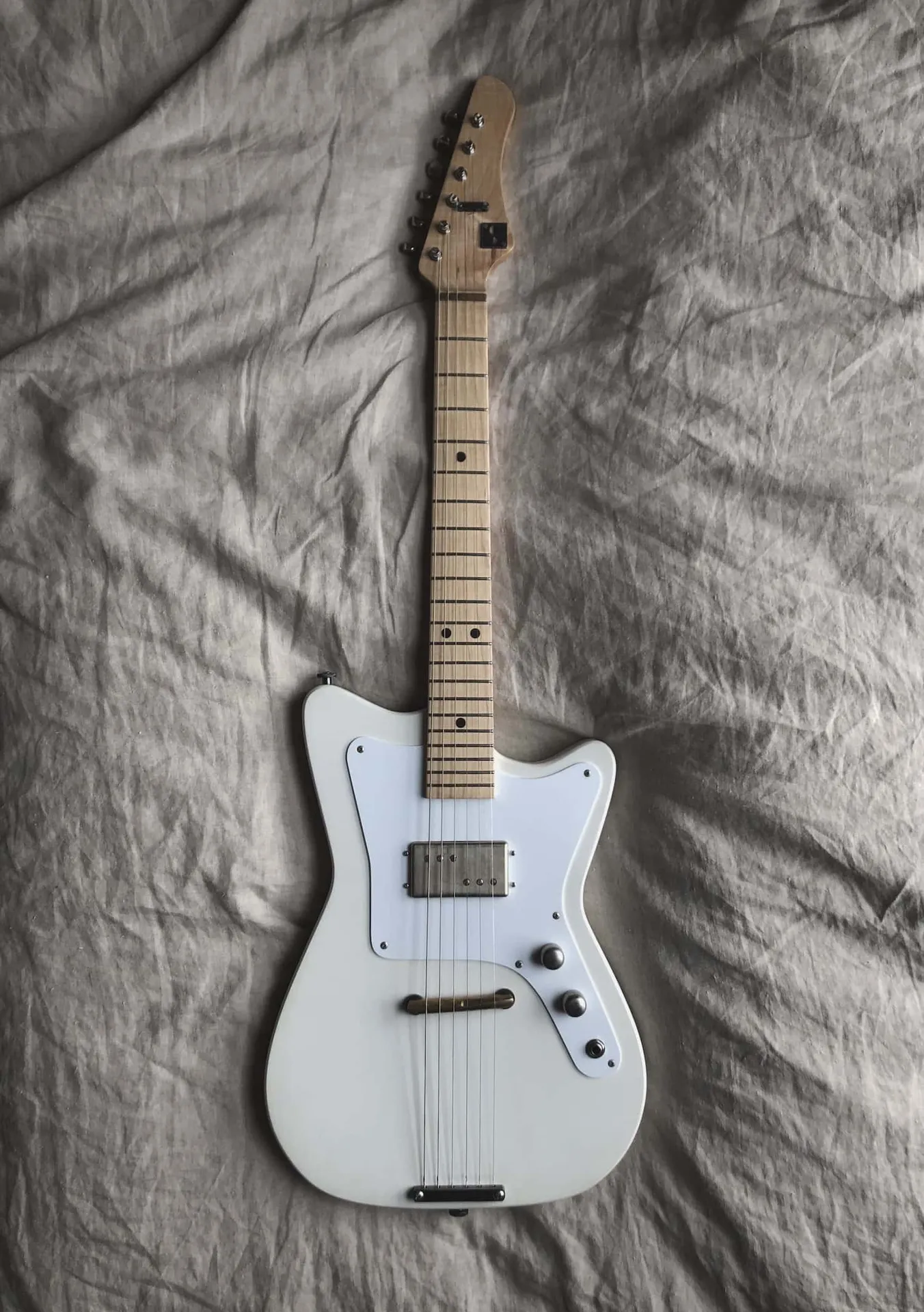 Guitar N°3 — 3.1