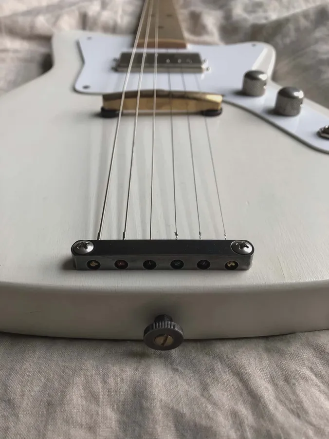 Guitar N°3 — 2.2